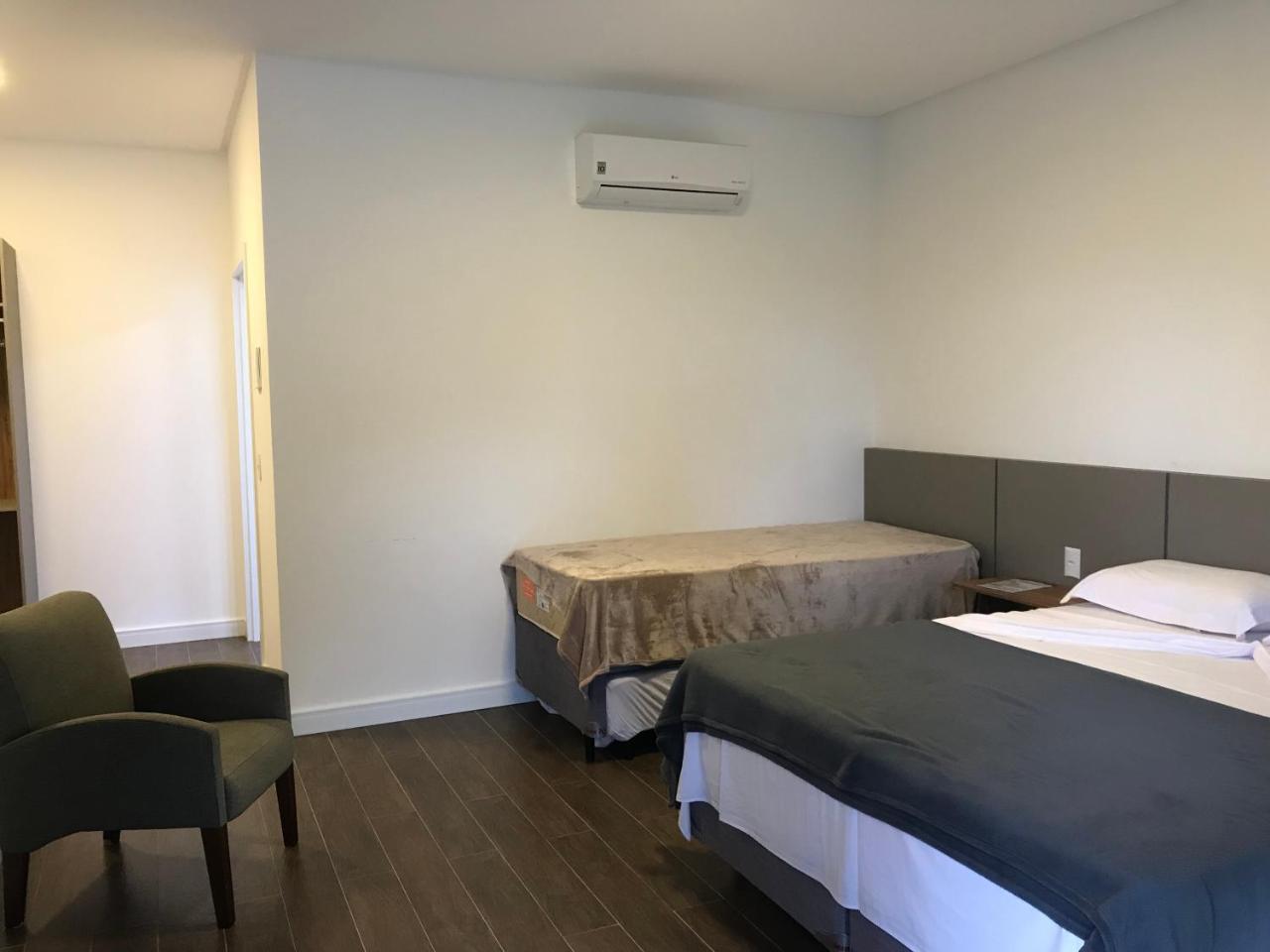 Morada Do Estaleiro 호텔 Balneário Camboriú 외부 사진